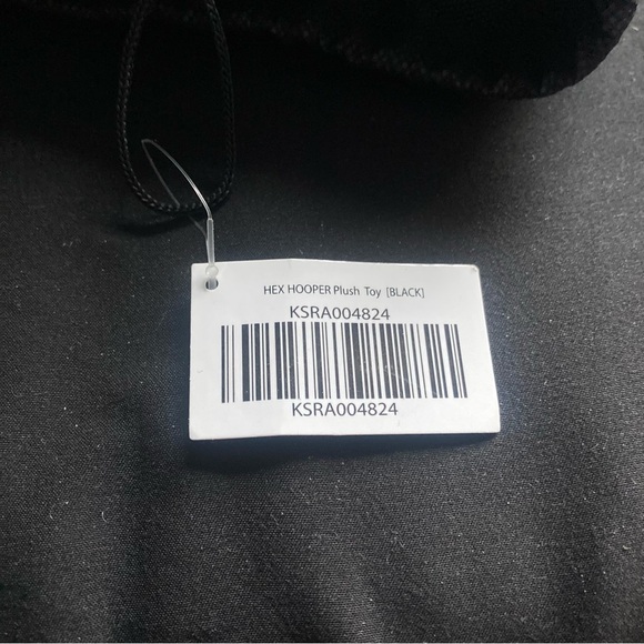 Hex Hopper: Sulphur Bun-Bun Plush 🖤🤍 - Picture 7 of 7